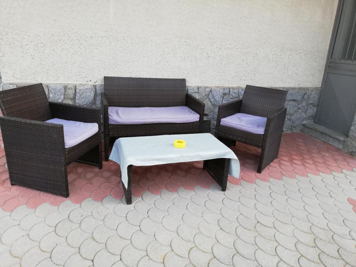Bed and Breakfast Amo' Le Langhe Narzole Exterior foto